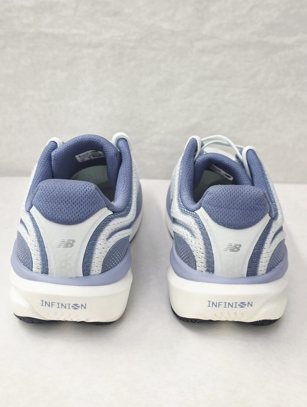 New Balance 1080 V15 - Picture 4 of 7